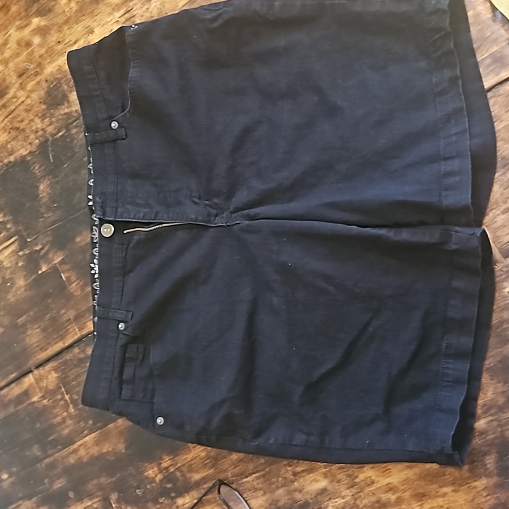 Shorts black 18W